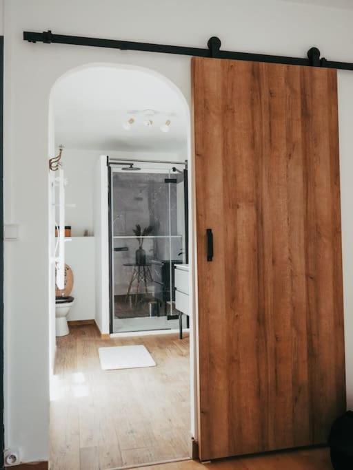 Appartement Avec Patio Saint Anne-dʼAuray Εξωτερικό φωτογραφία